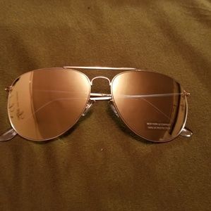 NEW rose gold mirrored aviator sunglasses